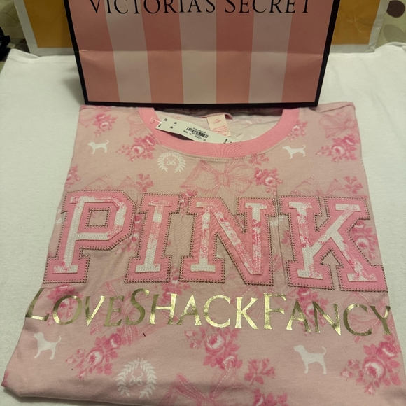 VS Pink x LoveShackFancy Campus Women Floral Pink Tee - Picture 4 of 4